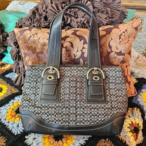 2007 Coach Y2K East West Soho Tote Purse Shoulder Bag in Signature Jacquard - Picture 1 of 8